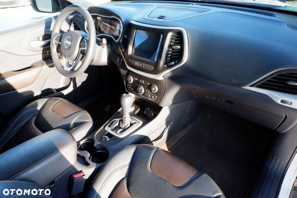 Jeep Cherokee 2.2 MJD Active Drive I Limited - 4