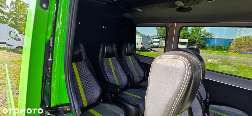 Mercedes-Benz Sprinter 907.221 - 3