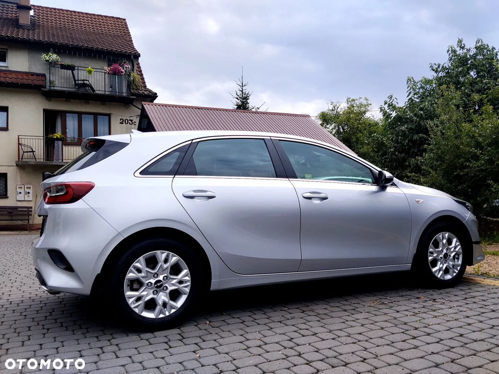 Kia Ceed 1.5 T-GDI M - 6