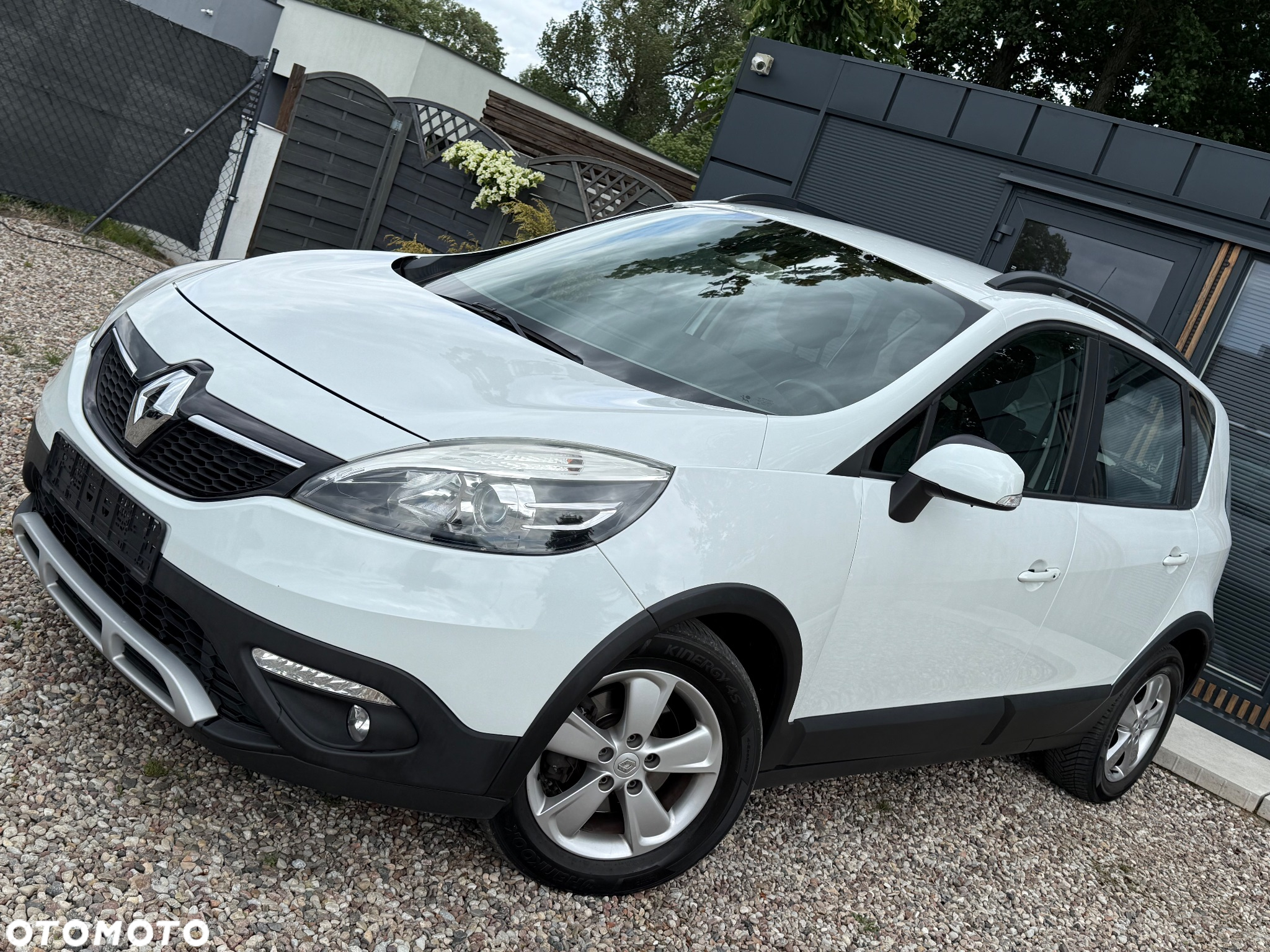 Renault Scenic ENERGY TCe 115 S&S Xmod Paris - 9