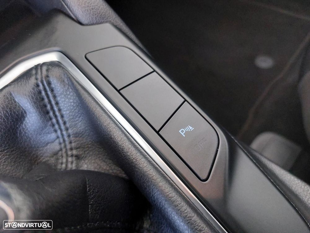 Ford Kuga 1.5 TDCi Titanium - 40