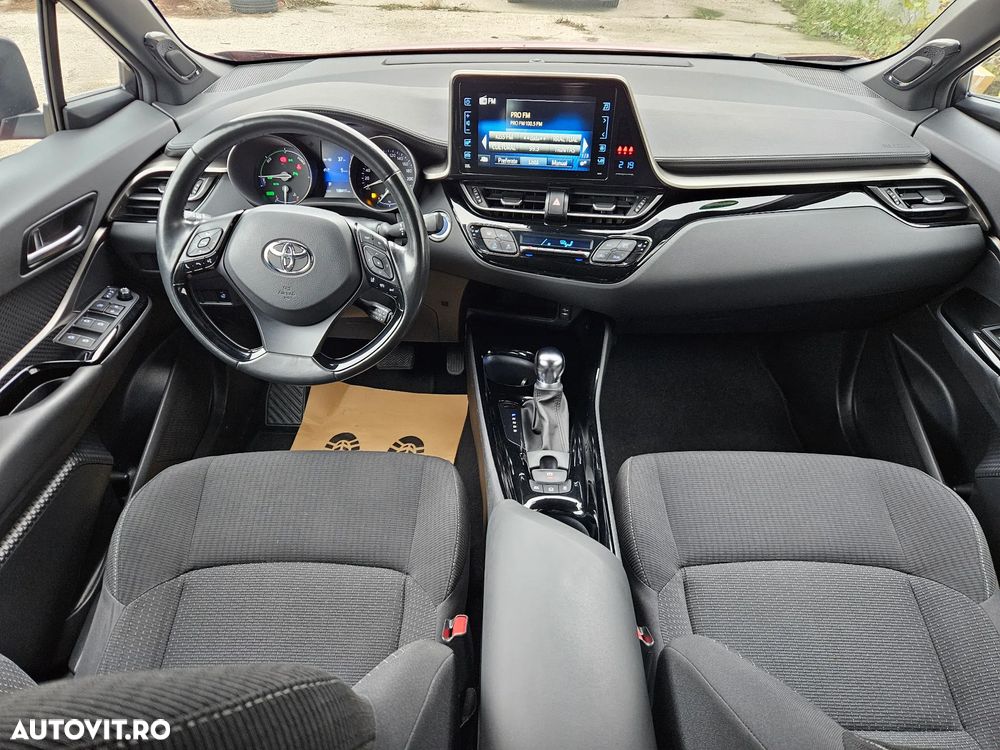 Toyota C-HR - 7