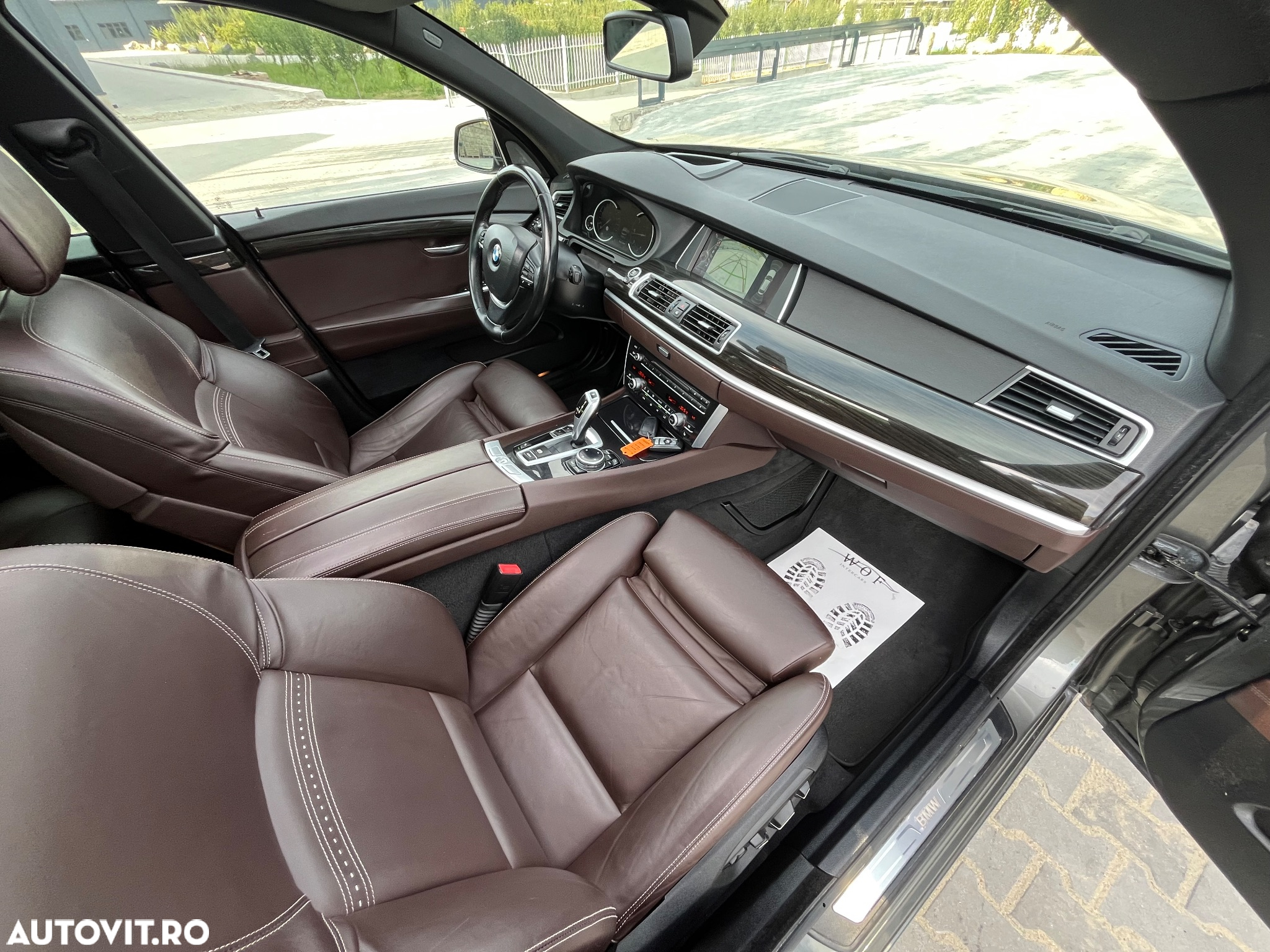 BMW Seria 5 520d Aut. Luxury Line - 24