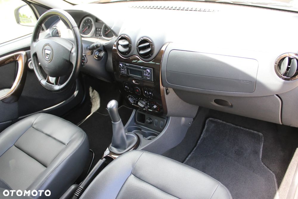 Dacia Duster 1.6 16V 105 4x2 Laureate - 23