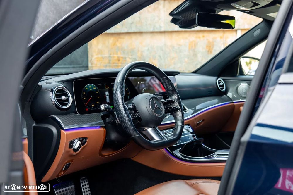 Mercedes-Benz E 300 de 4Matic T 9G-TRONIC AMG Line - 15