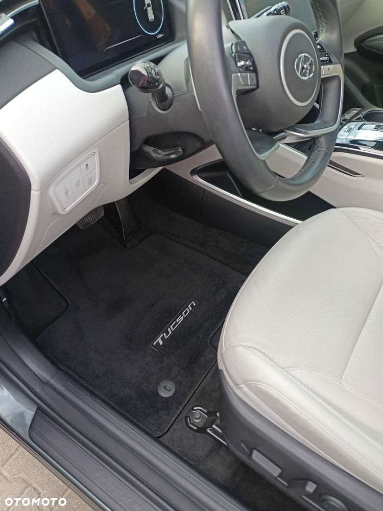 Hyundai Tucson 1.6 T-GDi HEV Smart 4WD - 30