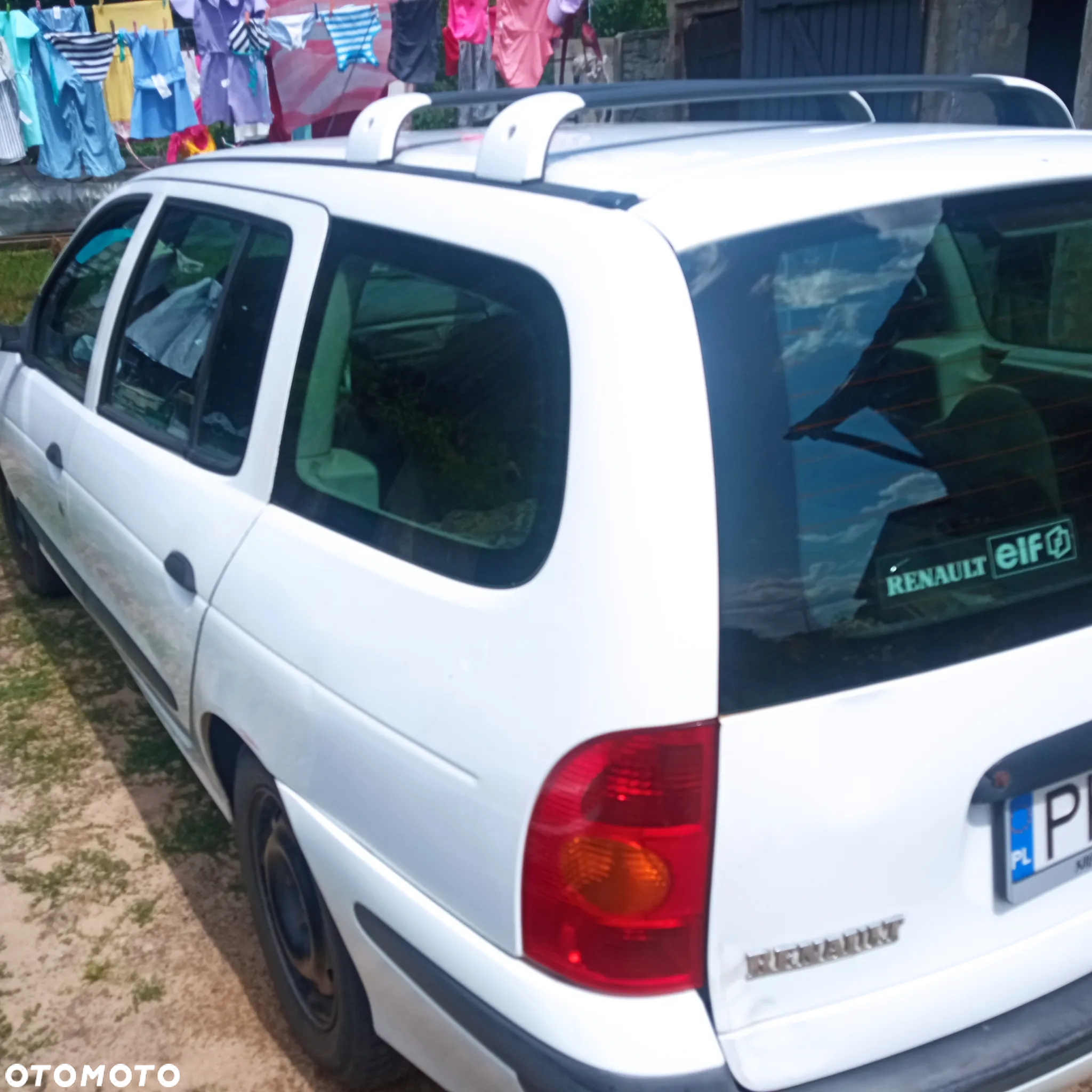 Renault Megane 1.4 RN 16V - 4