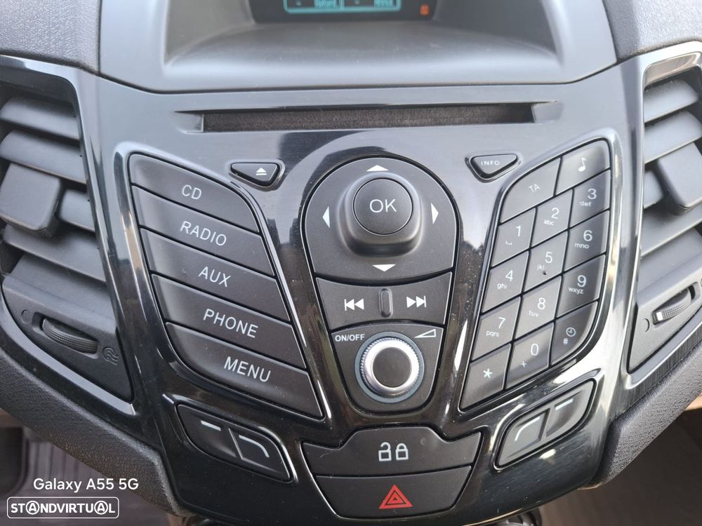 Ford Fiesta 1.6 TDCi Titanium ECOnetic - 27