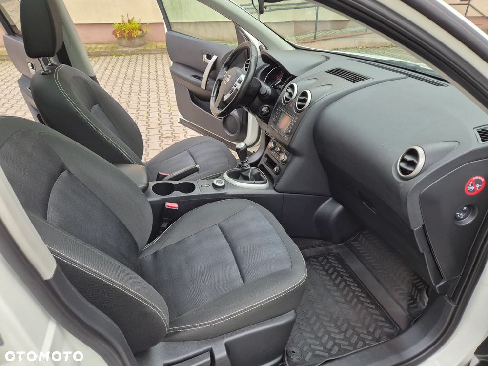 Nissan Qashqai 1.6 dCi TEKNA+ - 20