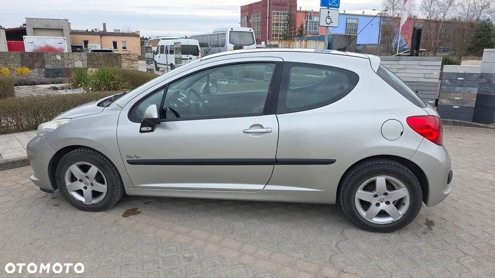 Peugeot 207 - 7
