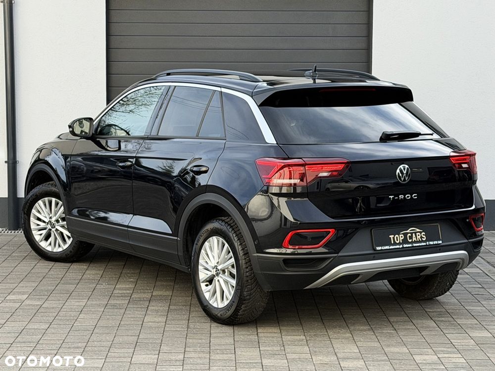 Volkswagen T-Roc - 32