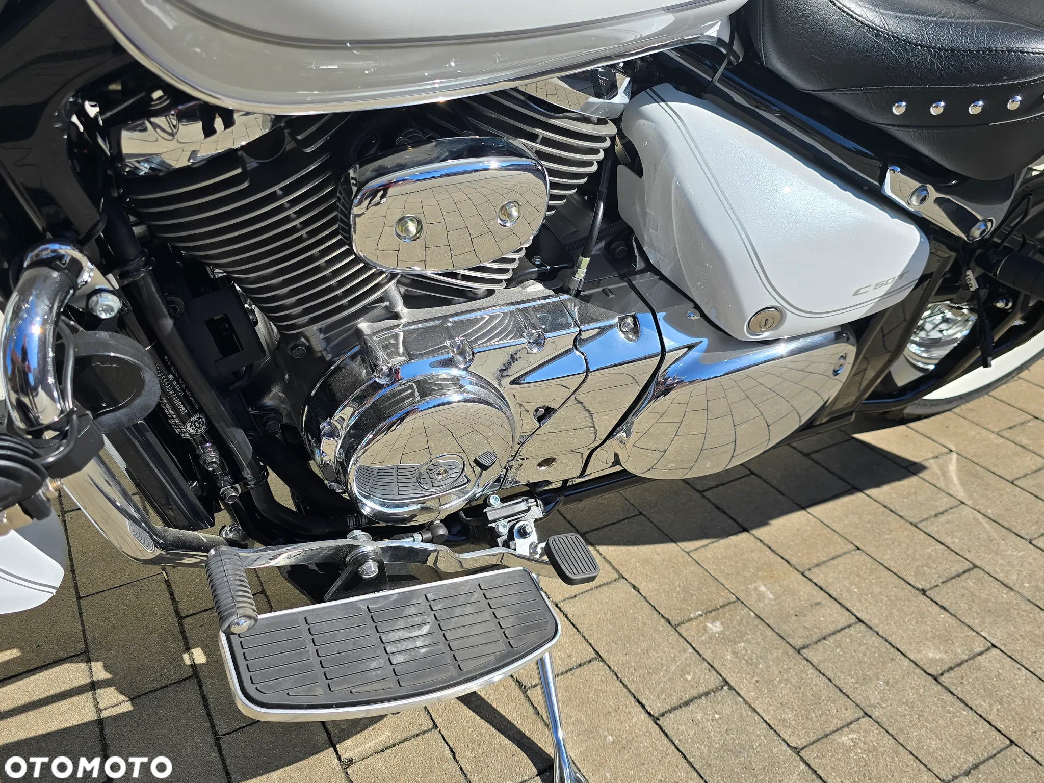Suzuki VL 800 Volusia - Boulevard C50 - 9