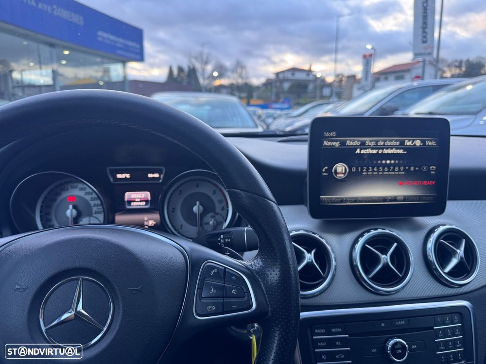 Mercedes-Benz GLA 180 CDI Urban Aut. - 17