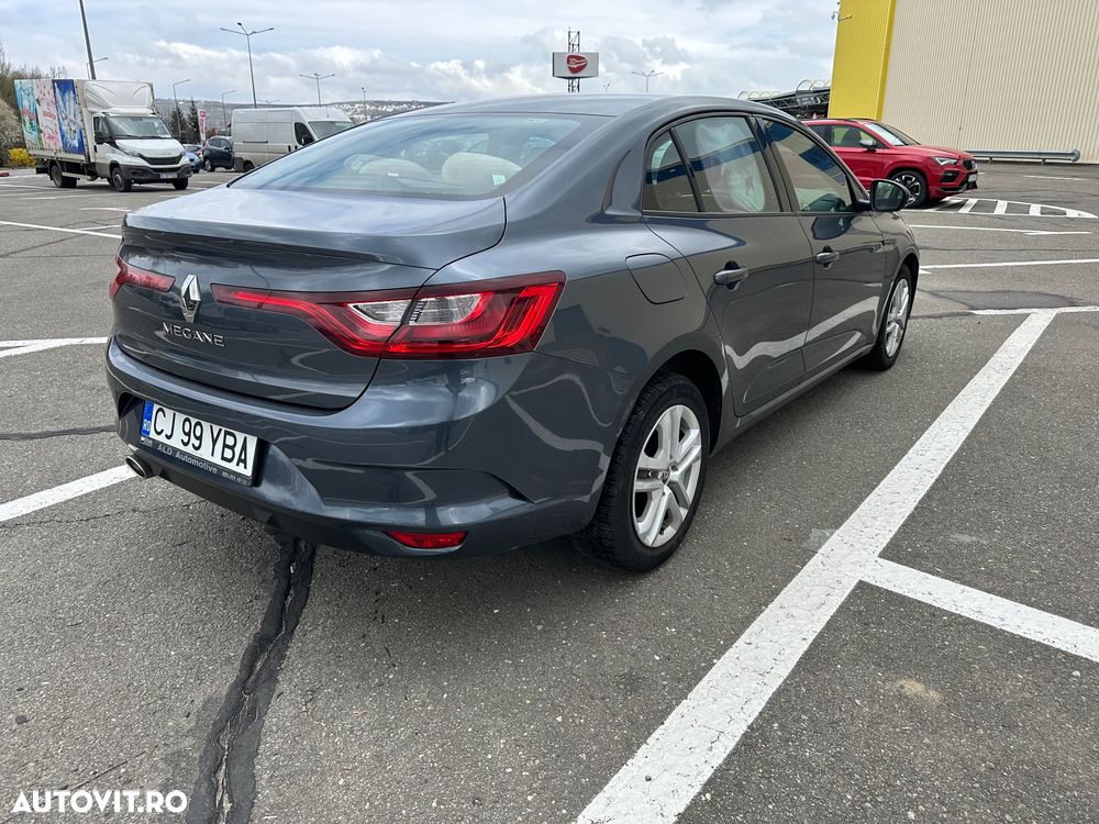 Renault Megane TCe 115 GPF LIFE - 5