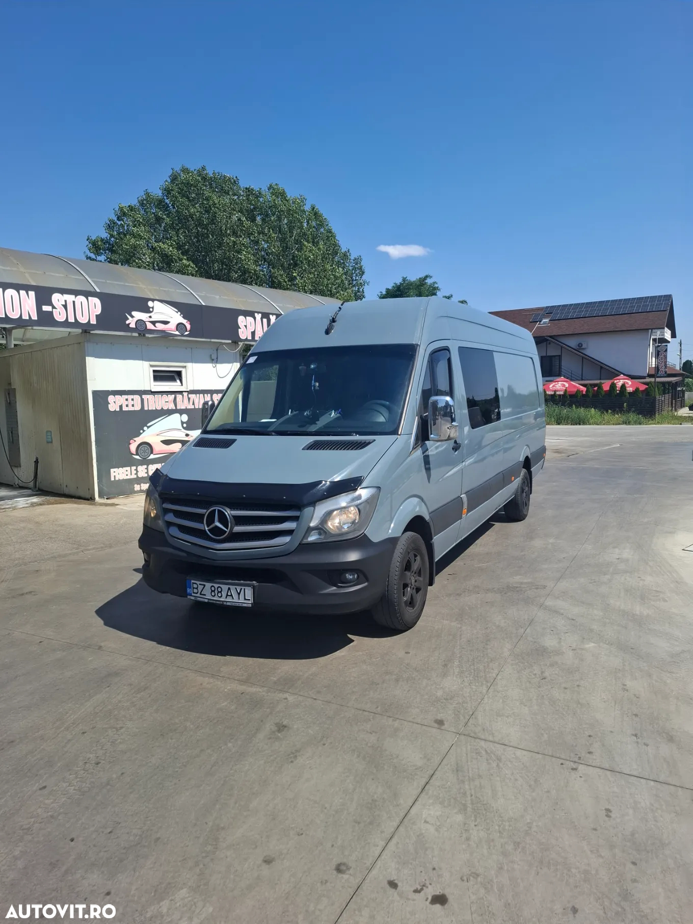 Mercedes-Benz Sprinter - 2