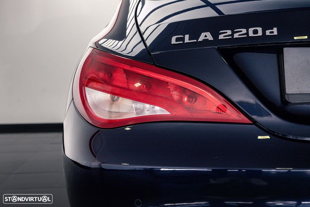 Mercedes-Benz CLA 220 d Shooting Brake Urban Aut. - 10