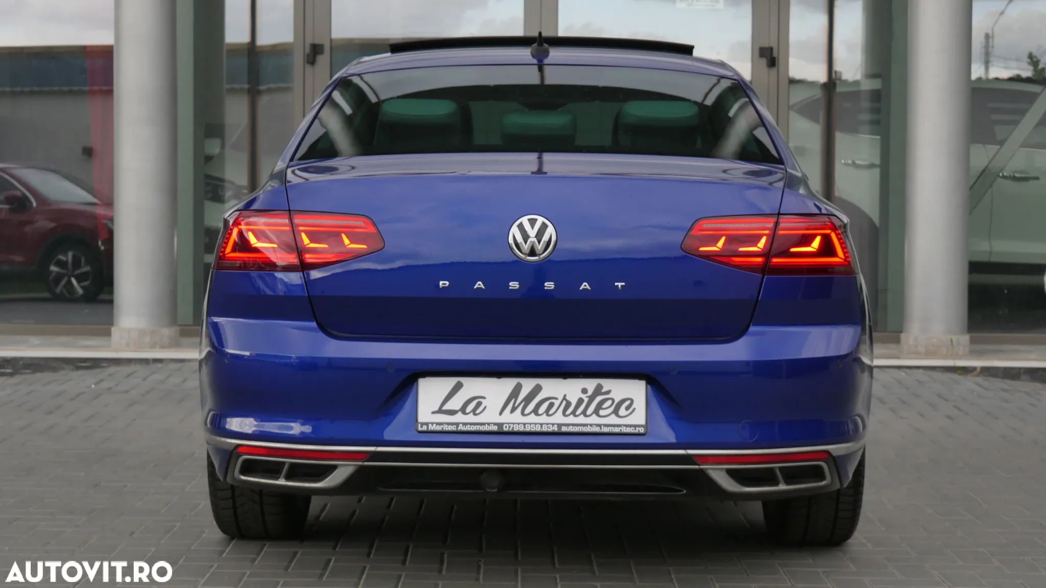 Volkswagen Passat - 12