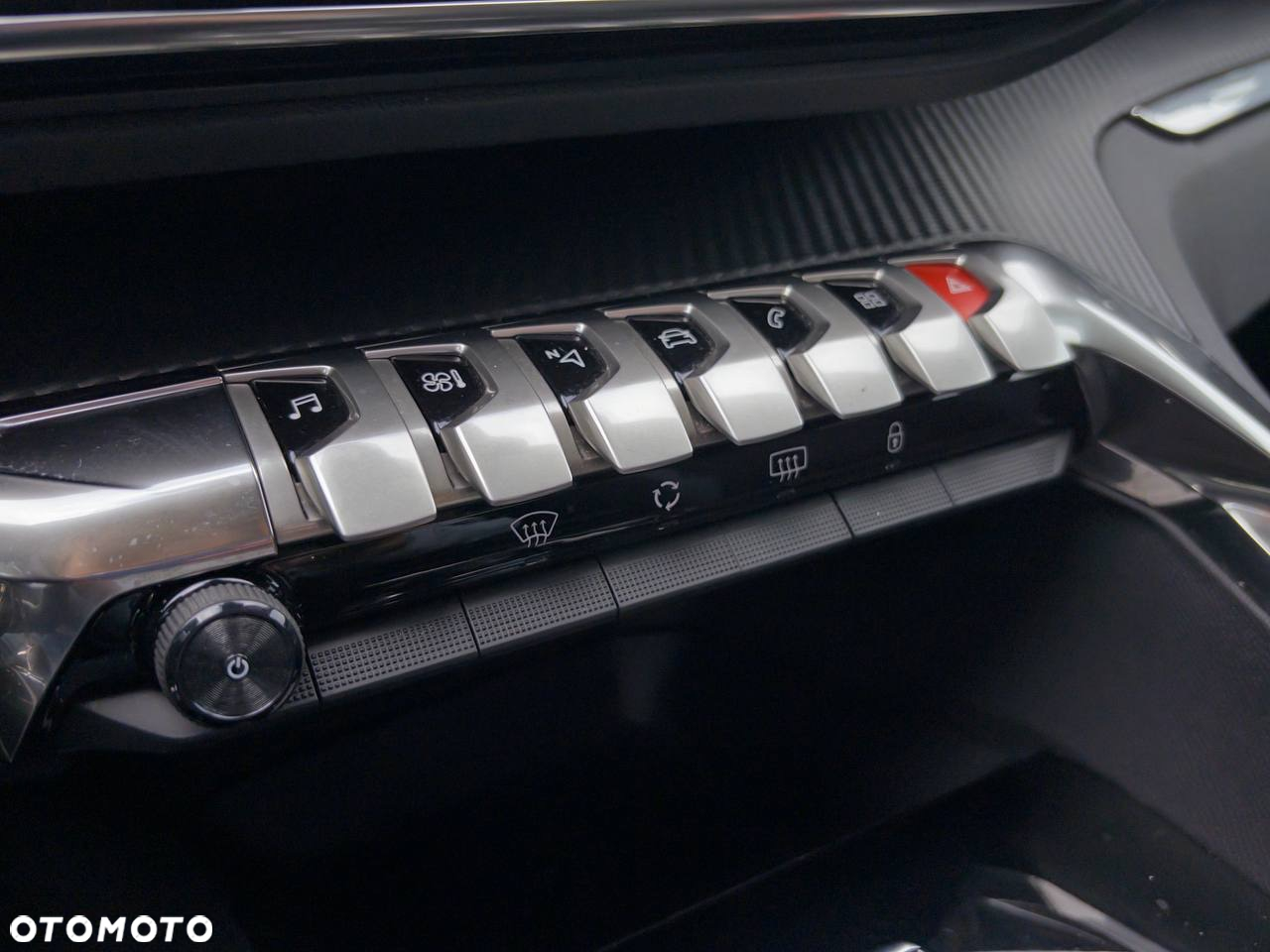 Peugeot 3008 1.5 BlueHDi Active S&S EAT8 - 10
