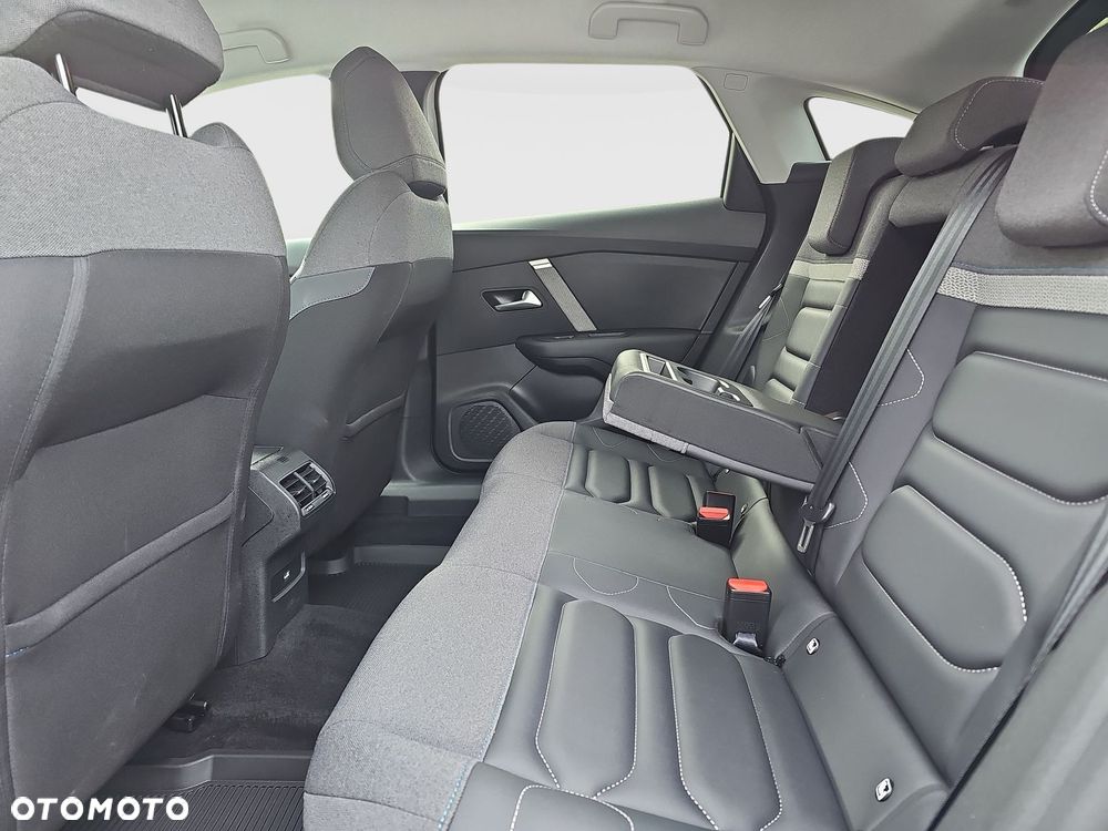 Citroën C4 1.2 PureTech Max S&S - 25