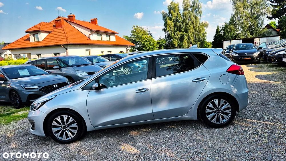 Kia Ceed 1.6 GDI XL - 23
