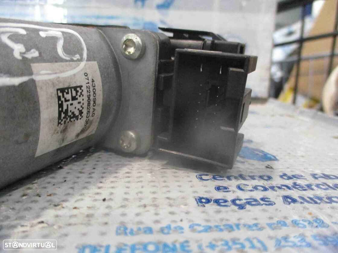 Motor Elevador Vidro 5J0959812A SKODA FABIA 2 2007 1.4I 85CV 5P AMARELO FD - 3