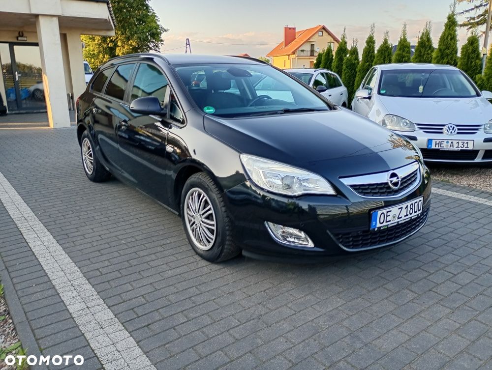 Opel Astra - 2