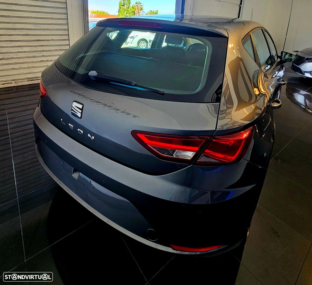 SEAT Leon 1.6 TDI DPF - 9