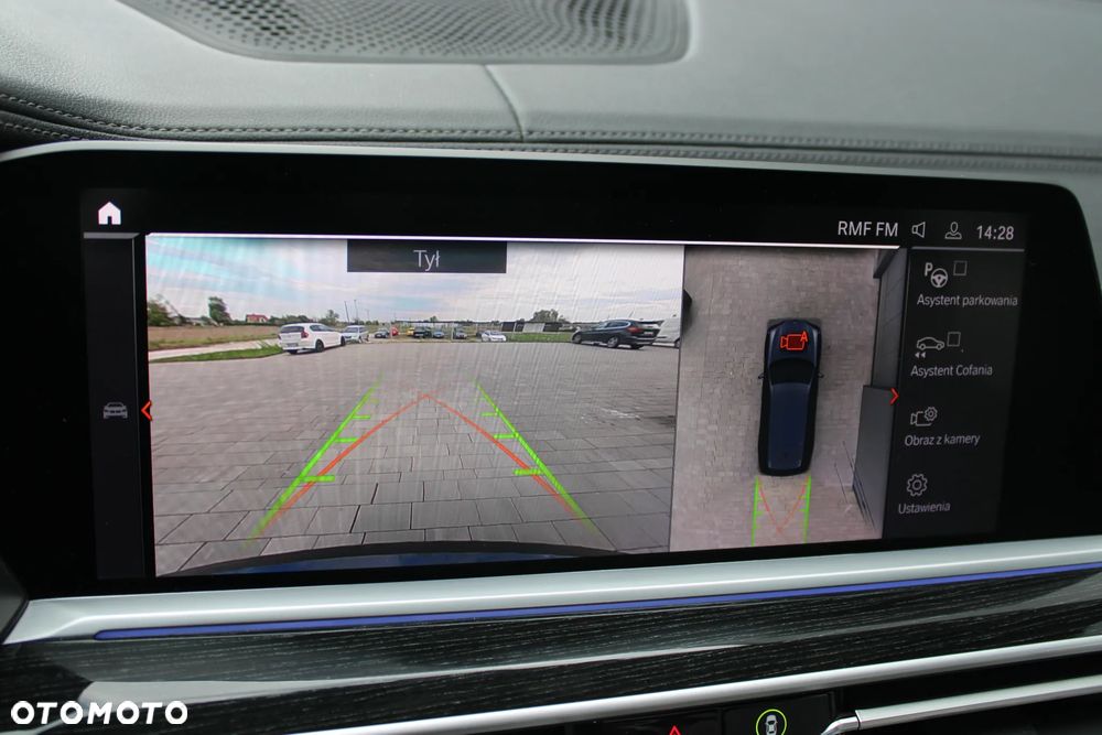 BMW X7 M50d sport - 24