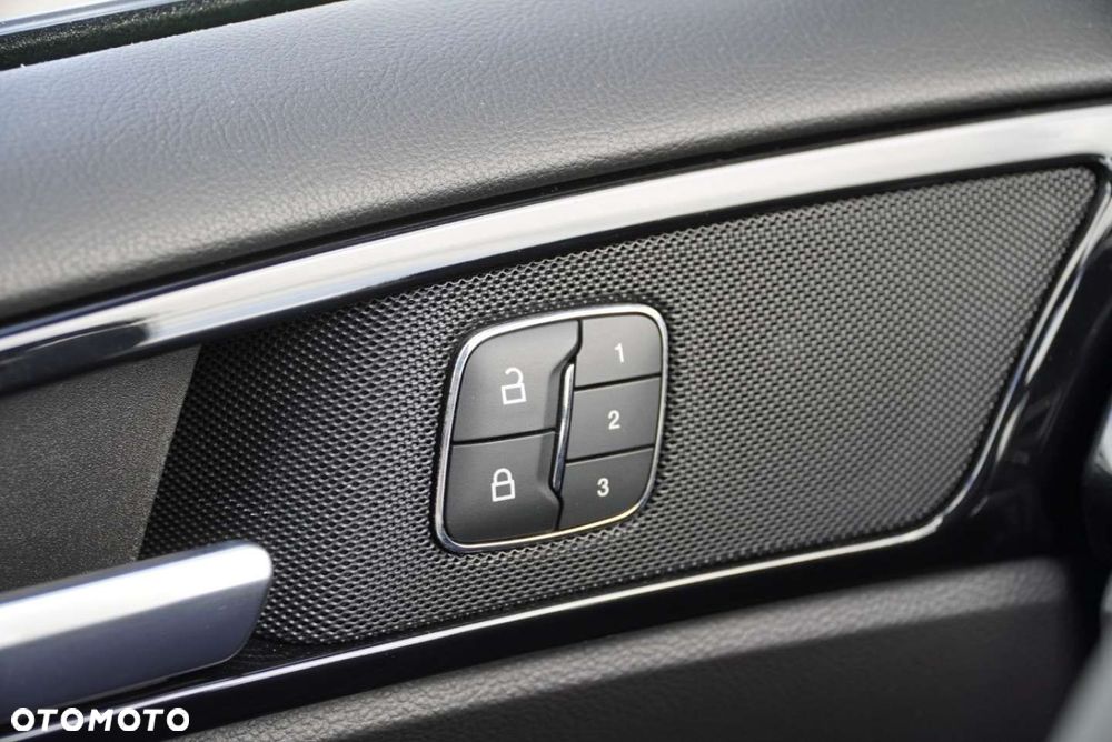 Ford Mondeo 2.0 EcoBlue ST-Line Plus - 19