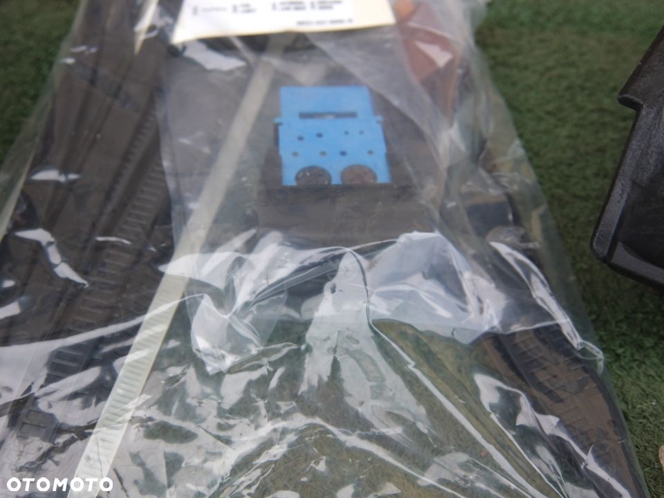 Honda CRV II 2004-06 ZESTAW HALOGENY KOMPLET OEM - 4