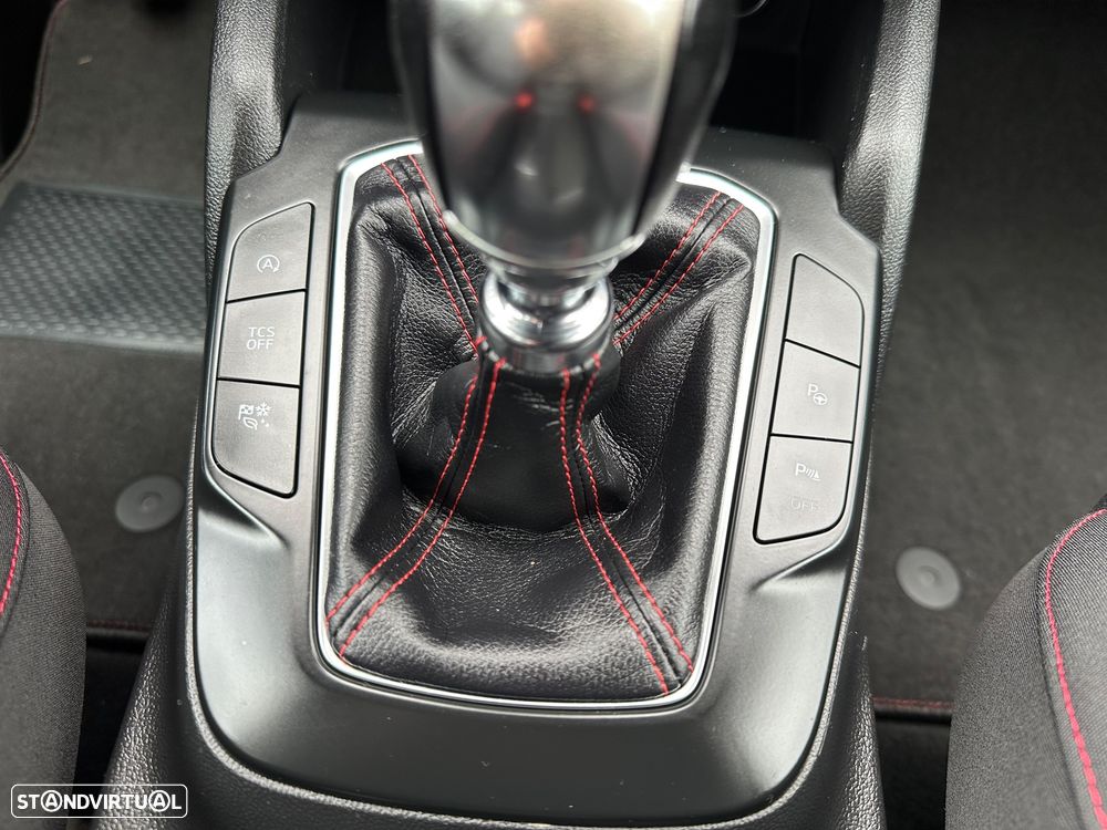 Ford Focus SW 1.5 TDCi EcoBlue ST-Line - 16