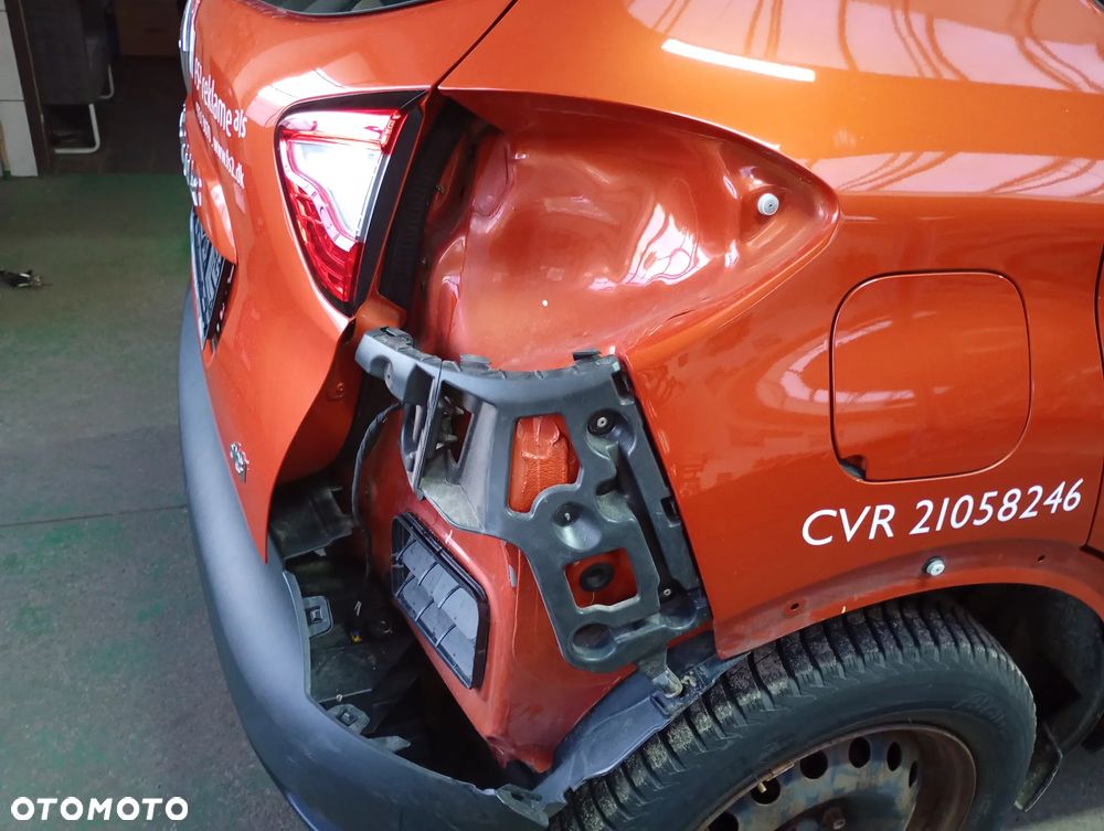 Renault Captur - 23