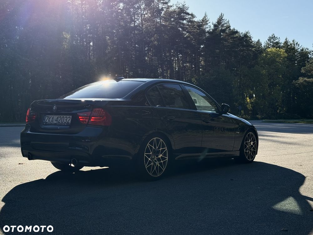 BMW Seria 3 2009 photo 4
