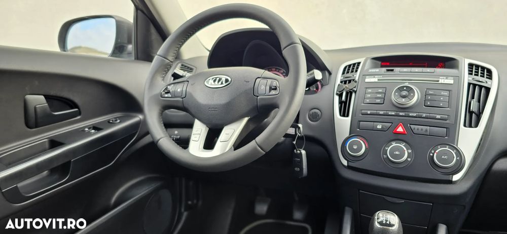 Kia Ceed Cee'd 1.6 DSL CITY - 10