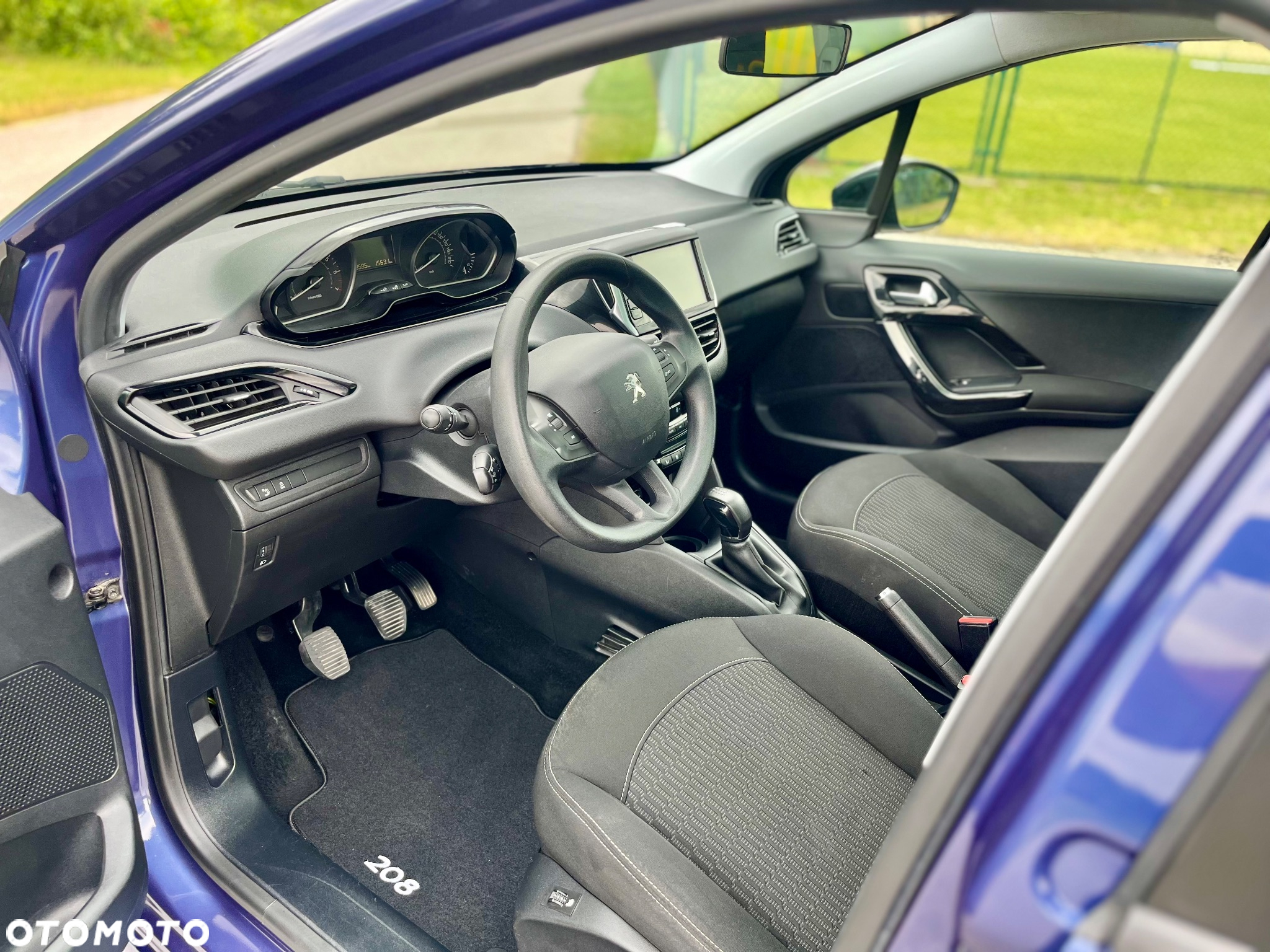 Peugeot 208 1.2 PureTech Allure - 25