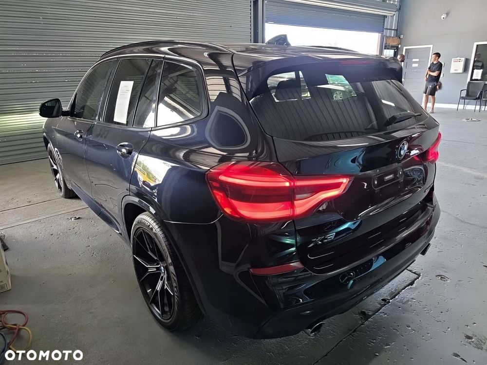 BMW X3 xDrive30i Luxury Line - 3