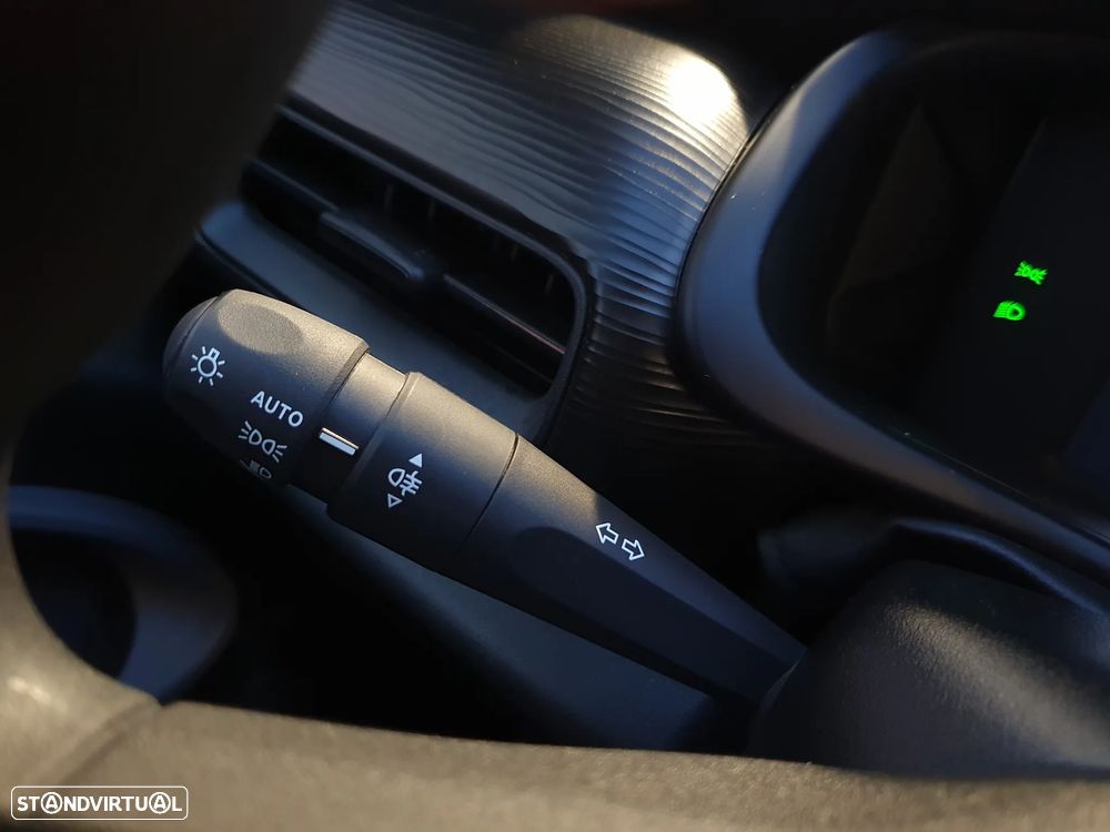 Jeep Avenger 1.2 GSE T3 Altitude - 12