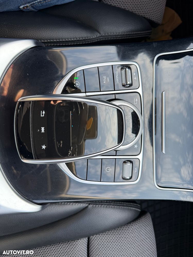 Mercedes-Benz C - 22