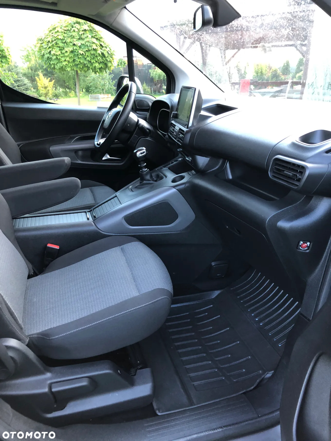 Toyota Proace City Verso Long 1.5 D-4D Family - 28