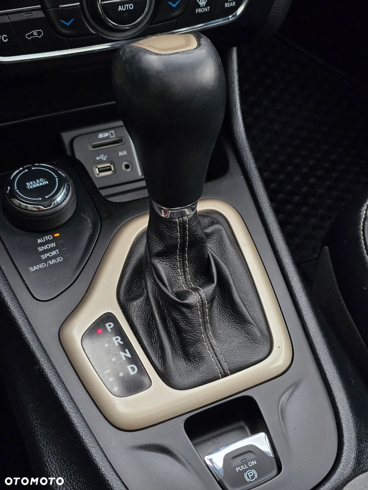 Jeep Cherokee 2.0 Multijet Active Drive I Automatik Limited - 32