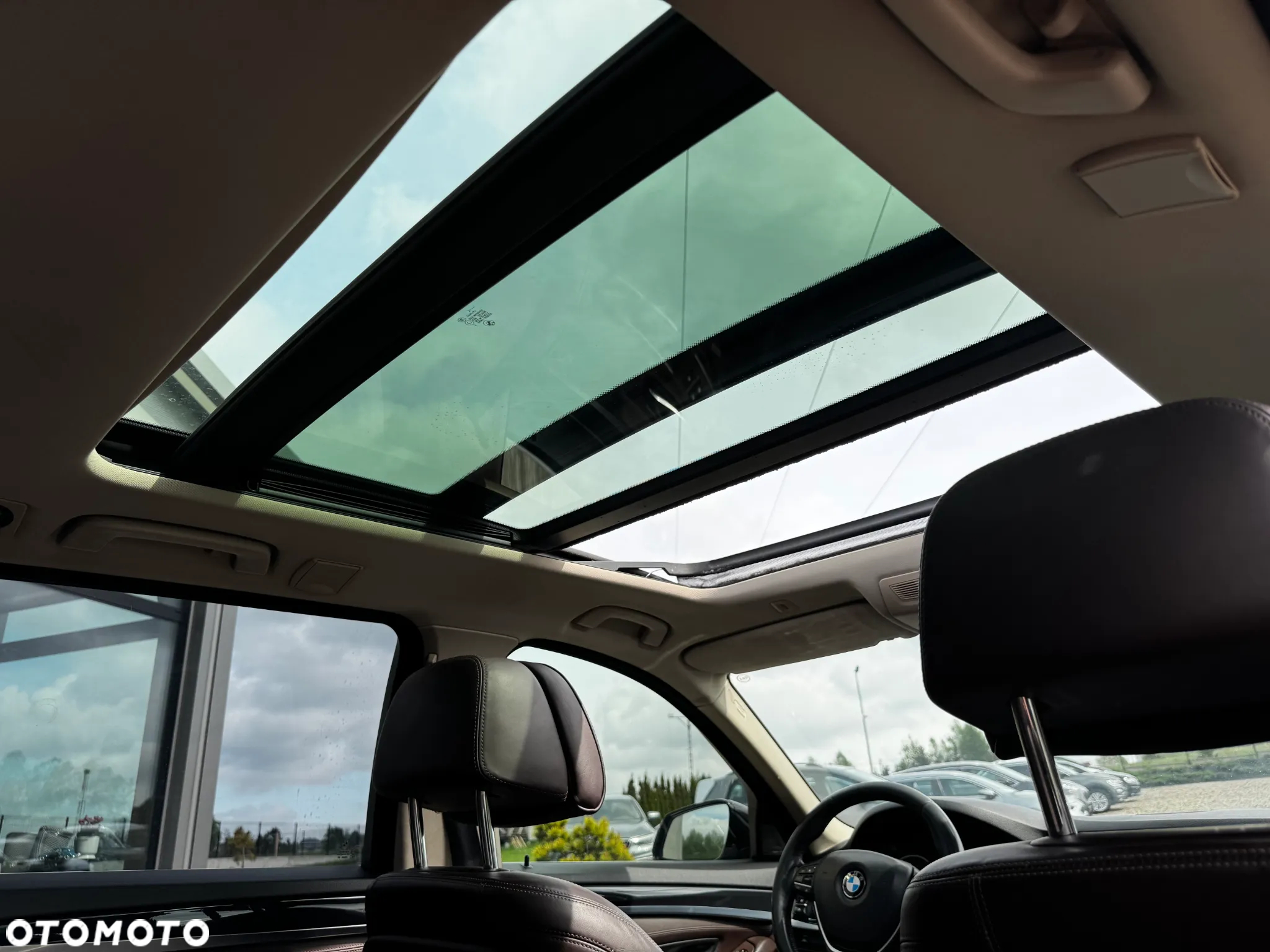 BMW Seria 5 525d Touring Luxury Line - 24