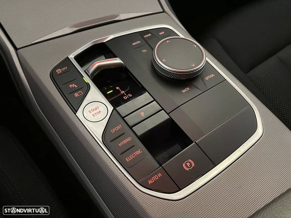 BMW 320 e Auto - 33