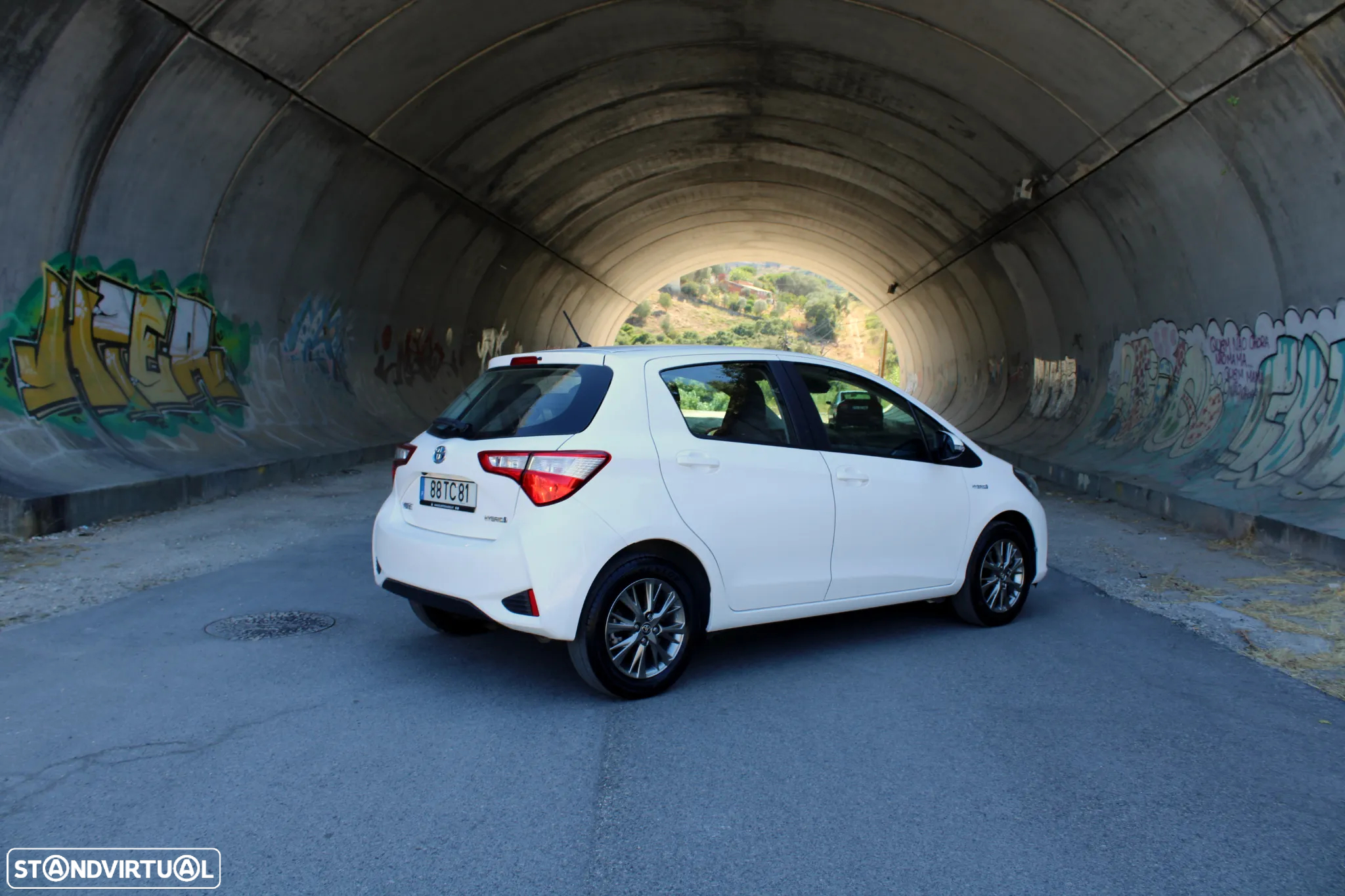 Toyota Yaris 1.5 HSD Comfort+P.Style - 6