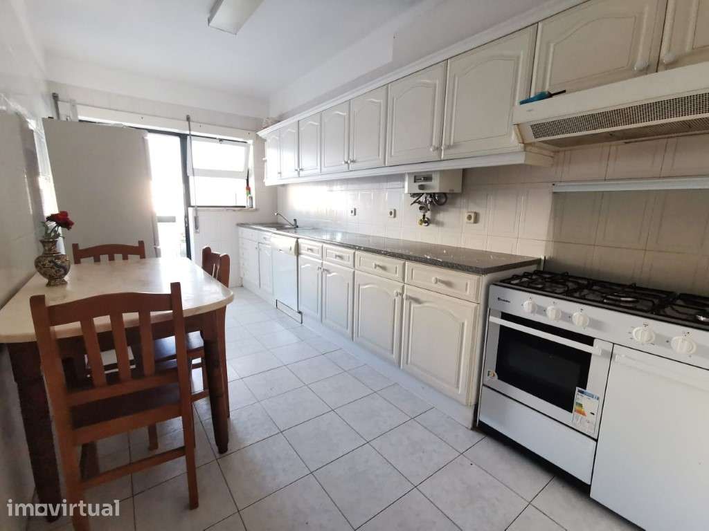 Apartamento T2 - Vale das Flores, Coimbra - Grande imagem: 2/12