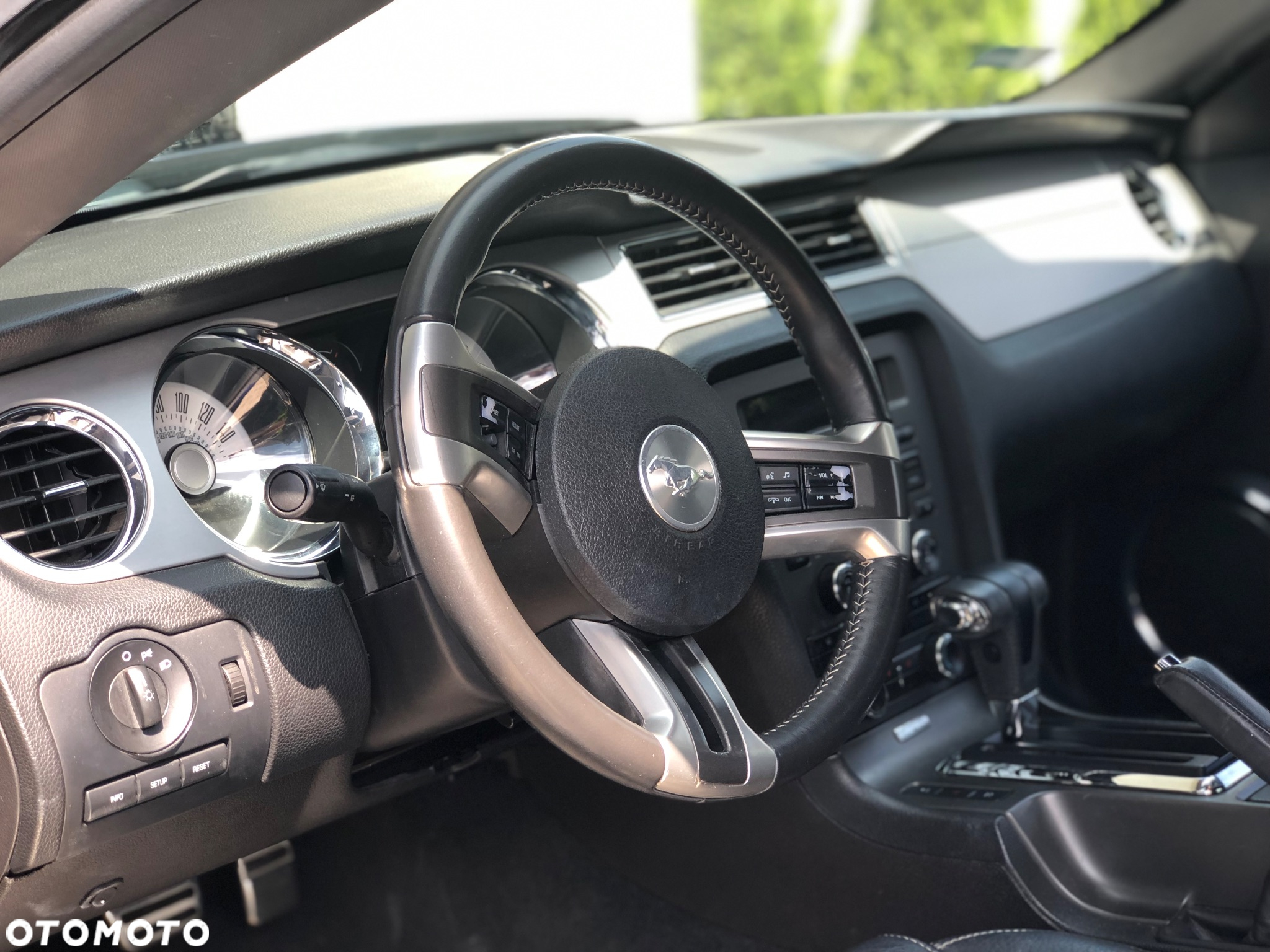 Ford Mustang 3.7 V6 Premium - 7