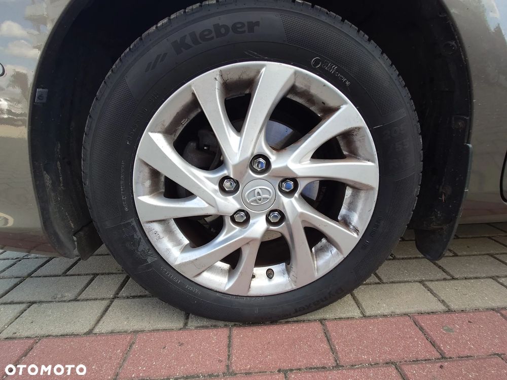 Toyota Auris - 6