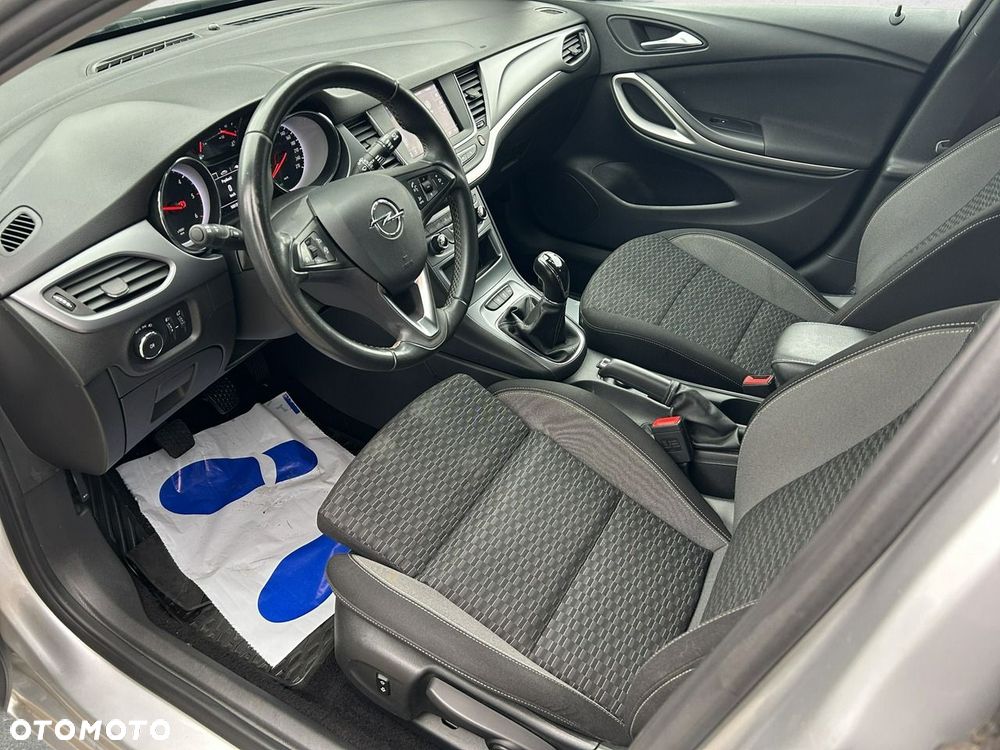 Opel Astra - 12