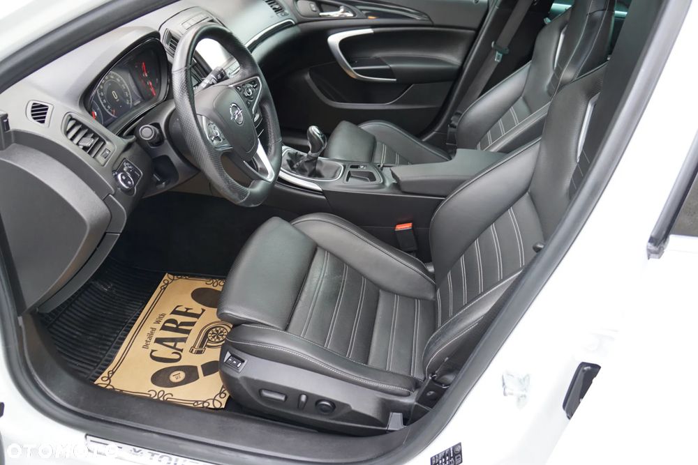 Opel Insignia CT 2.0 CDTI 4x4 S&S - 13