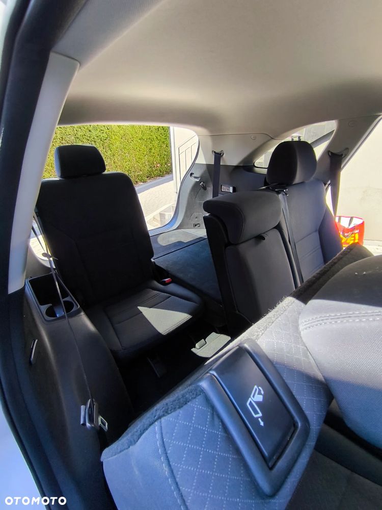 Kia Sorento - 12