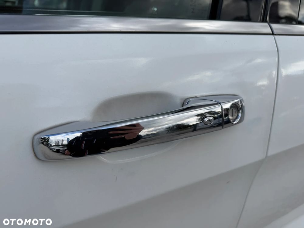 Jeep Grand Cherokee - 37